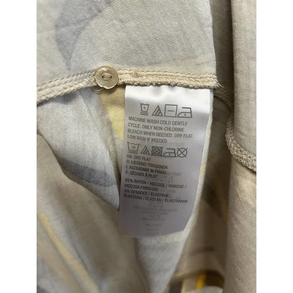 LOGO by Lori Goldstein Button Front Cardigan Pockets Size L Taupe 80's Graphic - Picture 12 of 12